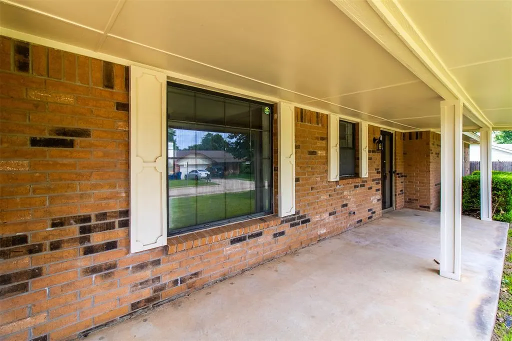 Photo 2 — 740 Buckwood Drive, Choctaw, OK 73020