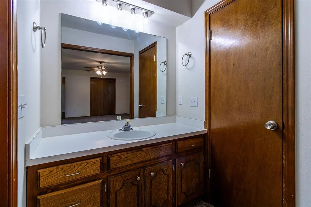 Photo 37 — 740 Buckwood Drive, Choctaw, OK 73020