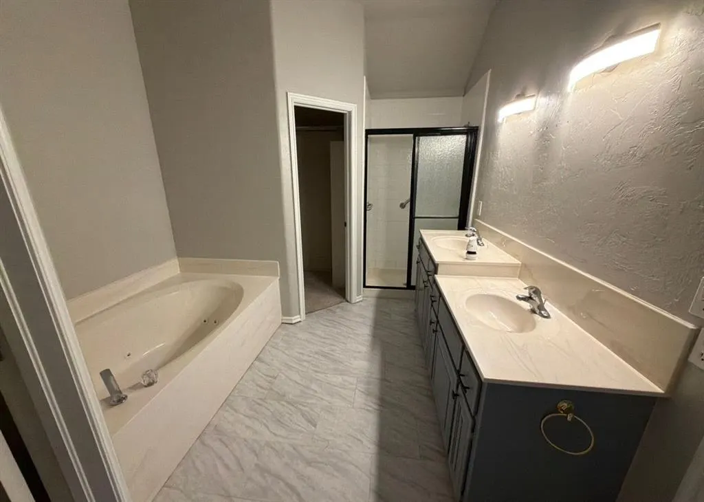 Photo 9 — 14709 Remington Street, Oklahoma City, OK 73134