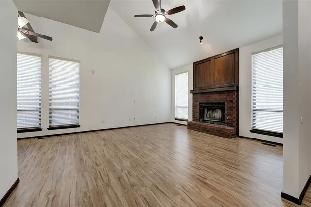 Photo 4 — 10604 Willow Ridge Drive, Oklahoma City, OK 73130