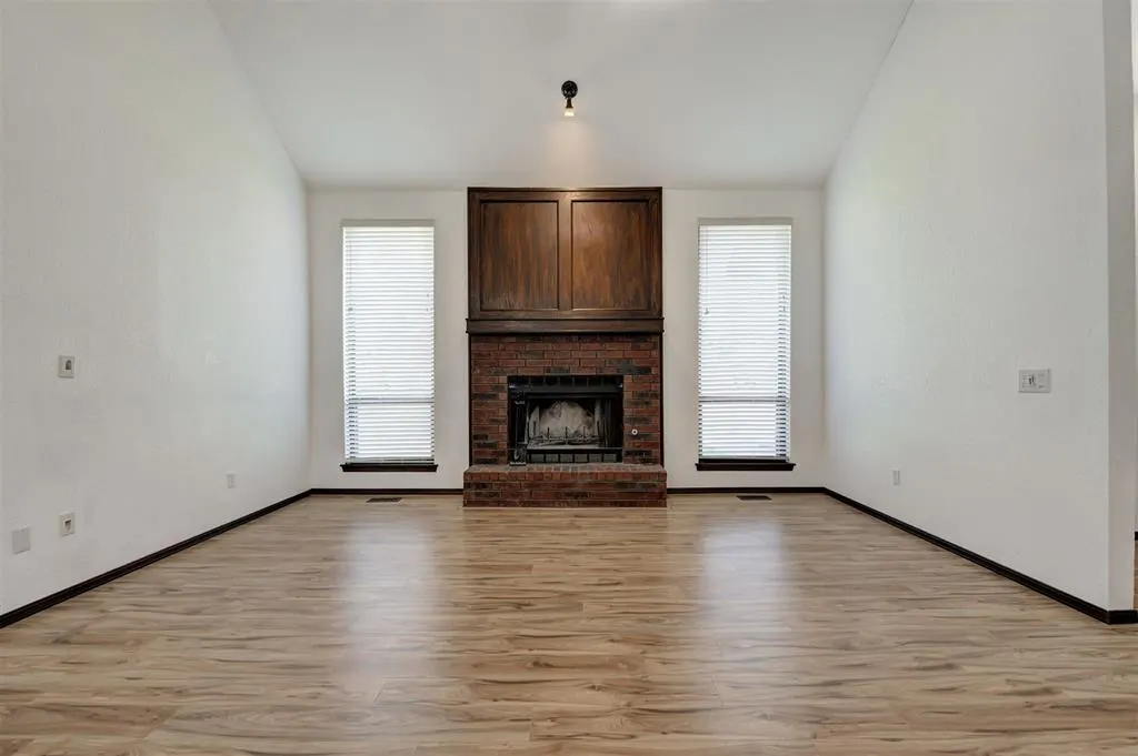 Photo 6 — 10604 Willow Ridge Drive, Oklahoma City, OK 73130