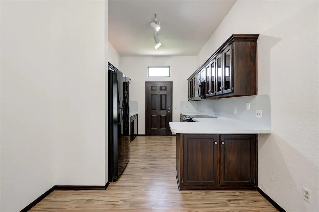 Photo 10 — 10604 Willow Ridge Drive, Oklahoma City, OK 73130
