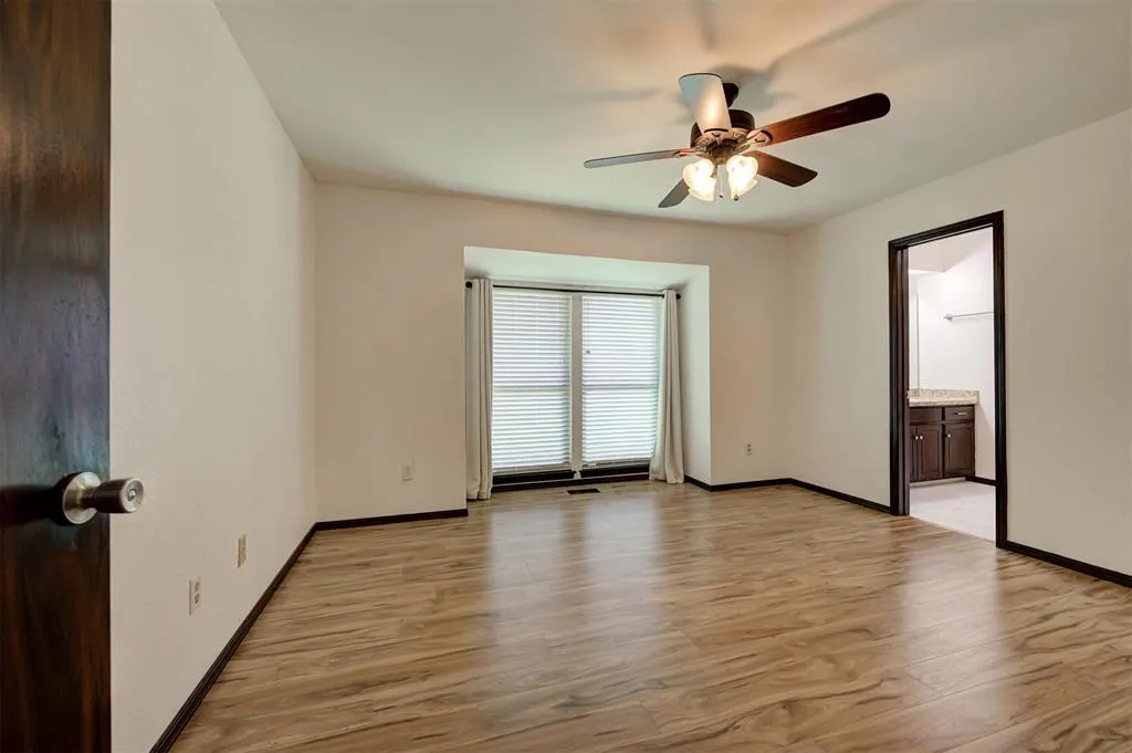 Photo 16 — 10604 Willow Ridge Drive, Oklahoma City, OK 73130