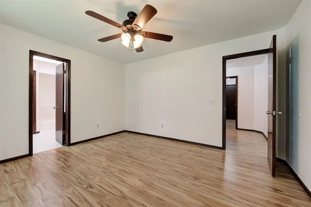 Photo 18 — 10604 Willow Ridge Drive, Oklahoma City, OK 73130