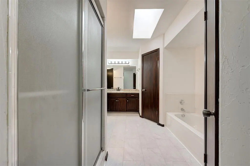 Photo 21 — 10604 Willow Ridge Drive, Oklahoma City, OK 73130