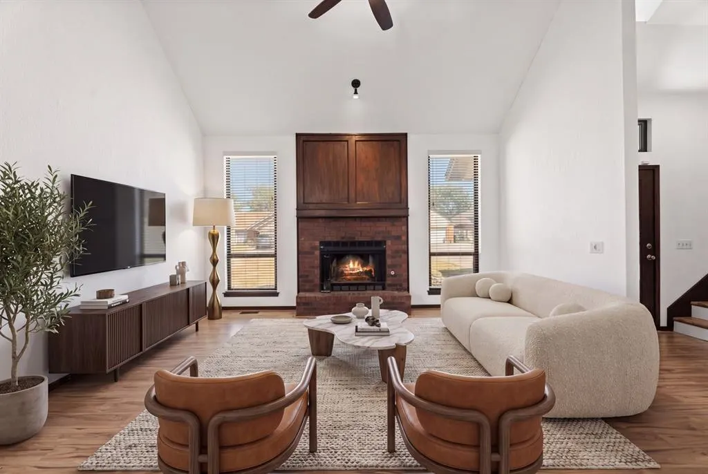 Photo 2 — 10604 Willow Ridge Drive, Oklahoma City, OK 73130