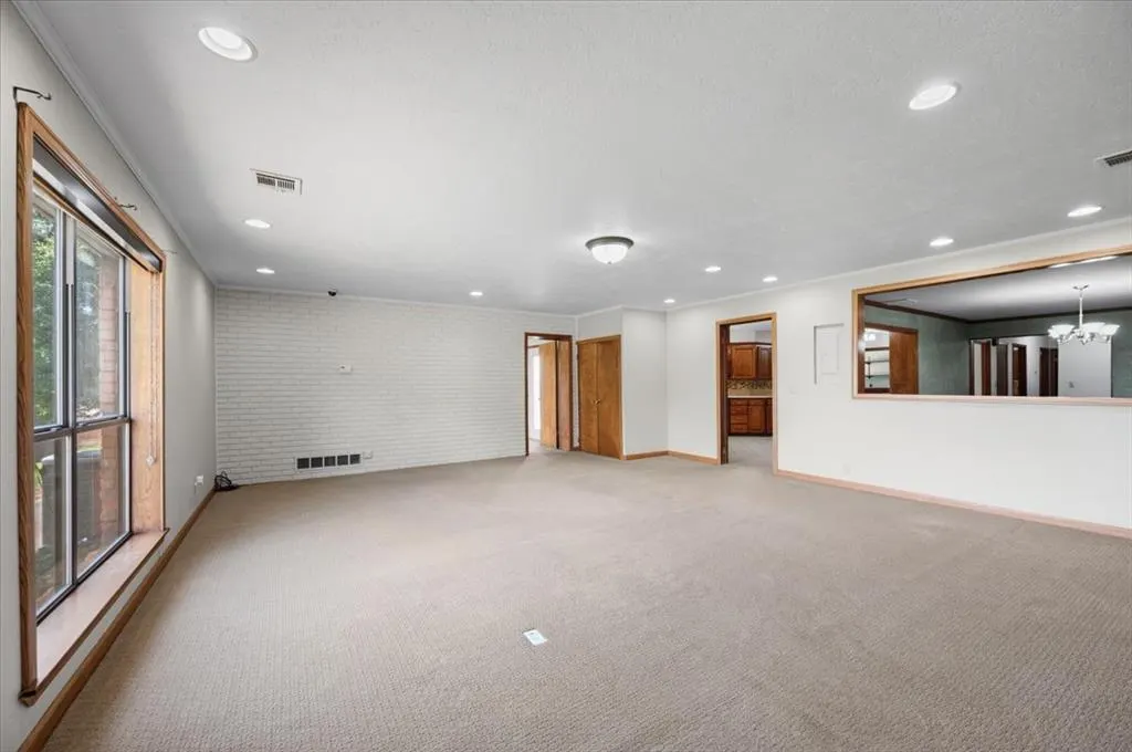 Photo 22 — 407 S Third Street, Binger, OK 73009