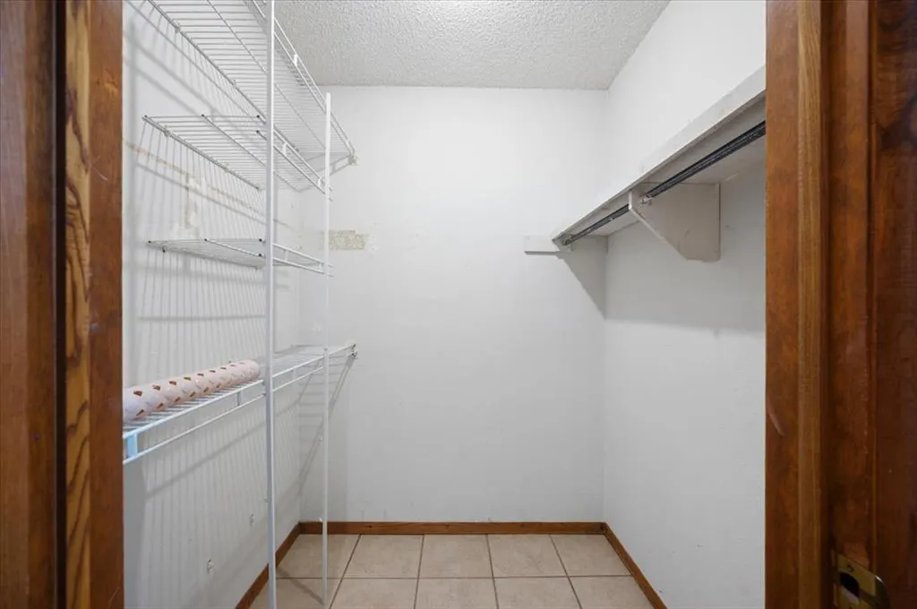 Photo 28 — 407 S Third Street, Binger, OK 73009