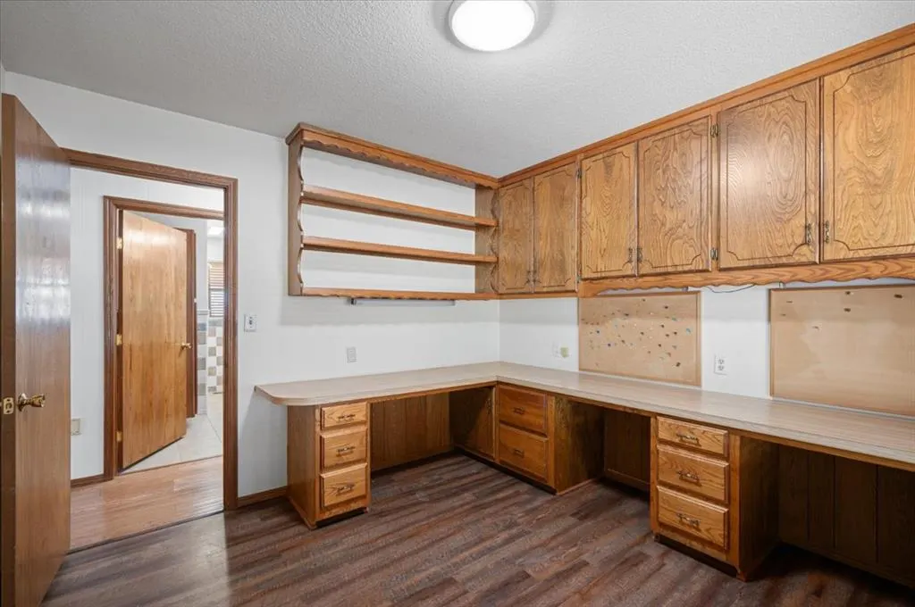 Photo 38 — 407 S Third Street, Binger, OK 73009
