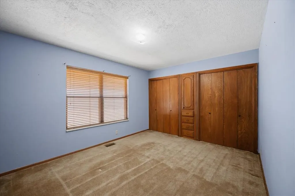 Photo 43 — 407 S Third Street, Binger, OK 73009