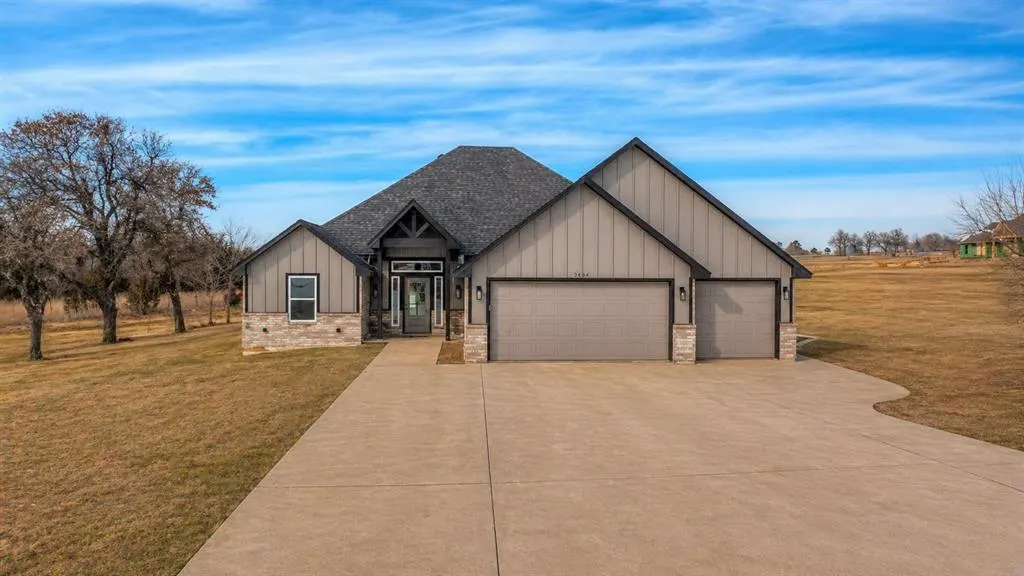 Photo 2 — 2434 Wind River Circle, Blanchard, OK 73010