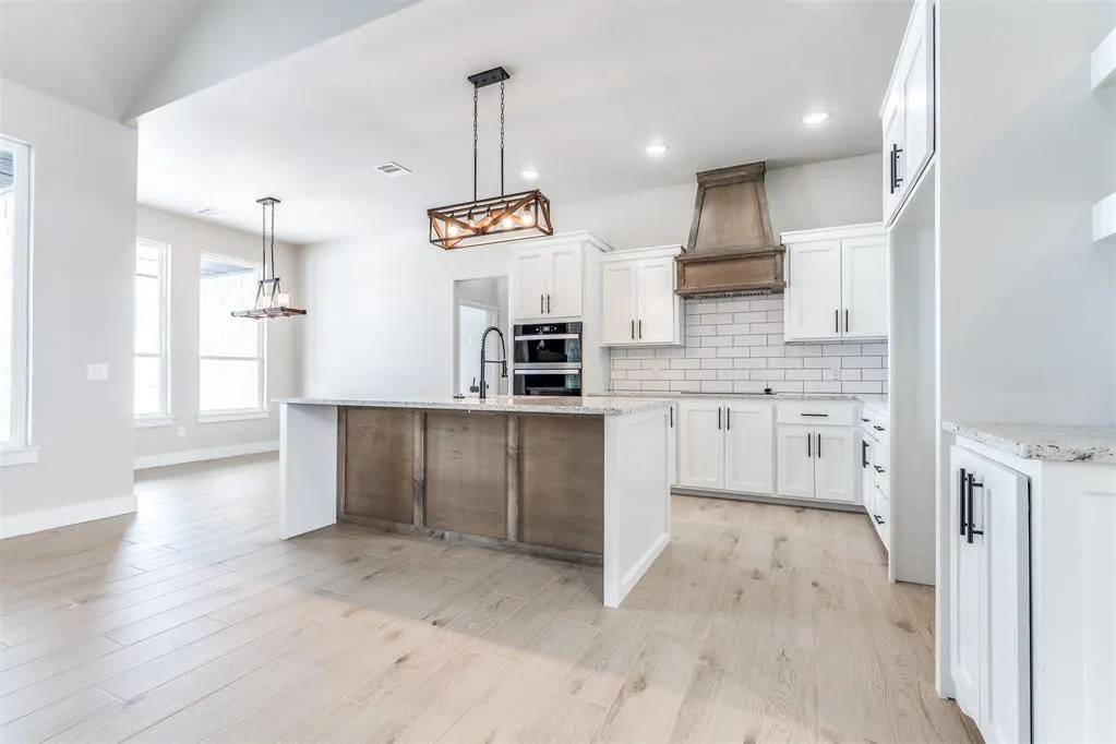 Photo 8 — 2434 Wind River Circle, Blanchard, OK 73010