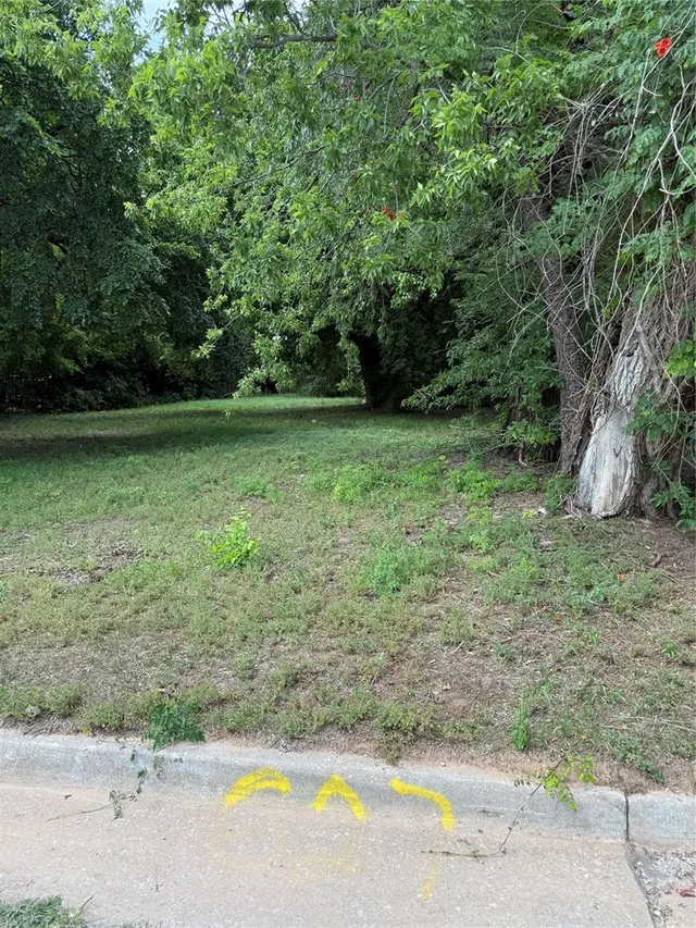 Photo 5 — 621 SE 14th Street, Oklahoma City, OK 73129