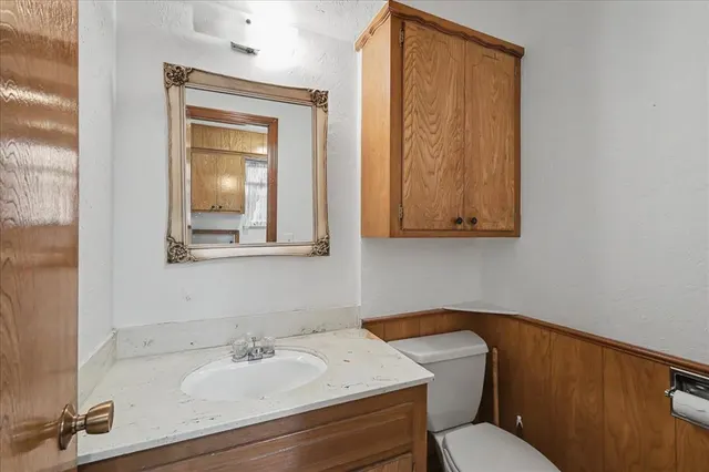 Photo 5 — 2708 N Meridian Place, Oklahoma City, OK 73127