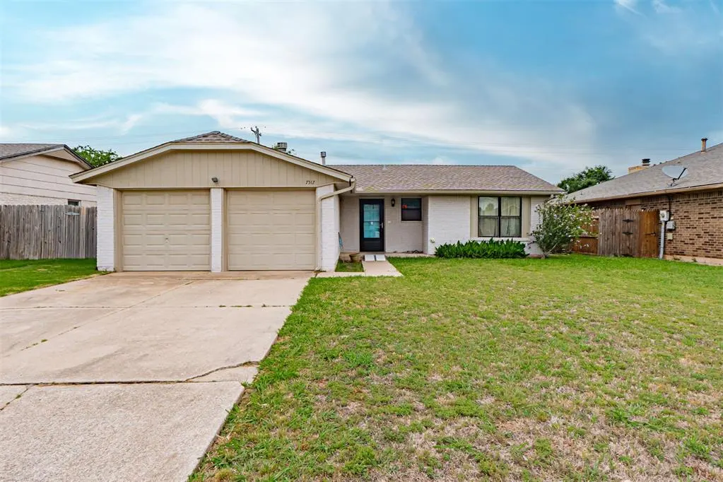 Front exterior — 7517 NW 116th Street, Oklahoma City, OK 73162