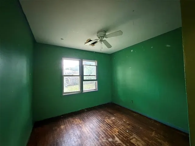 Photo 7 — 1518 Carlisle Court, Oklahoma City, OK 73120