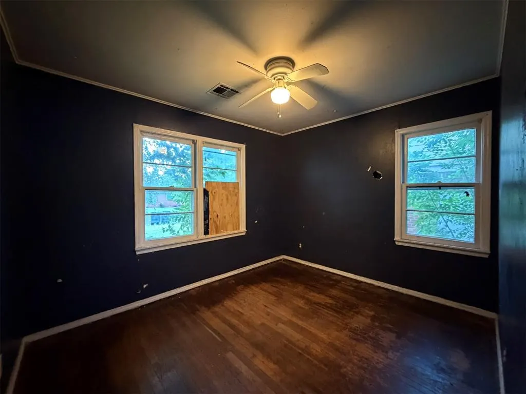 Photo 9 — 1518 Carlisle Court, Oklahoma City, OK 73120