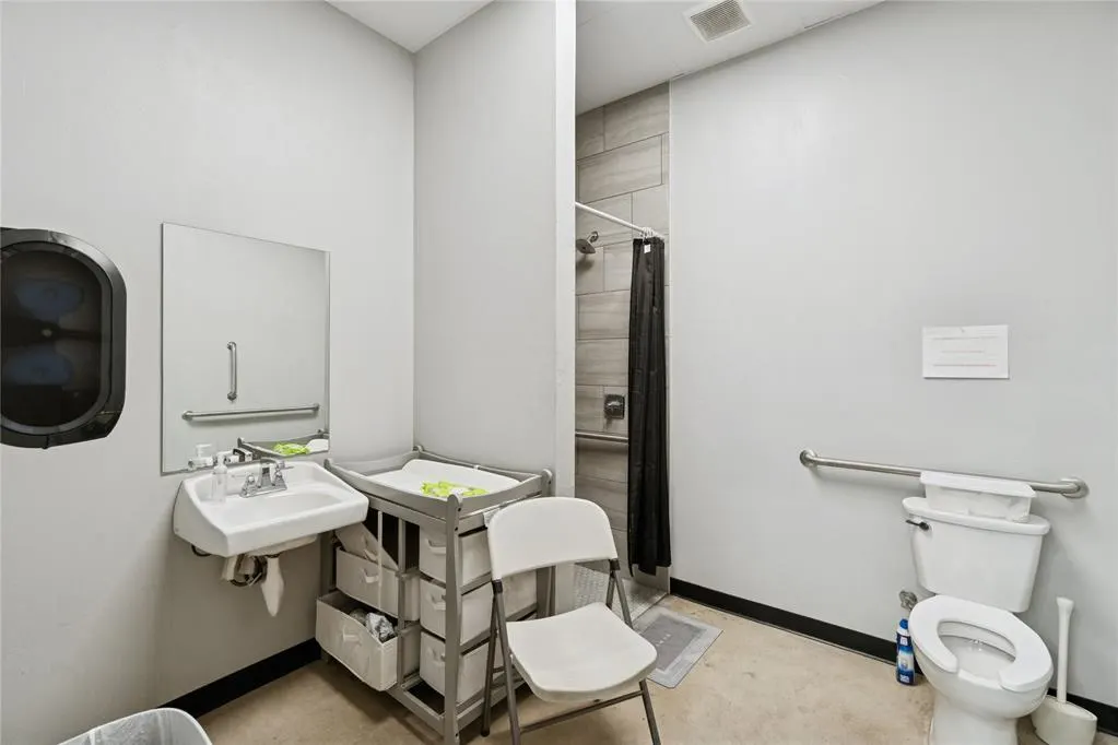 Photo 23 — 2213 NW 178th Street, Edmond, OK 73012