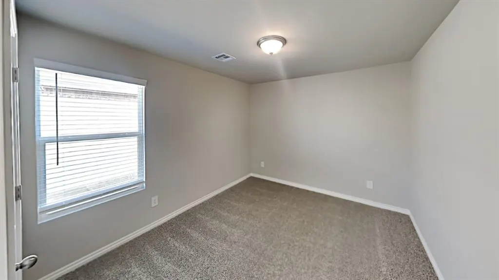 Photo 12 — 4112 Moonlight Road, Mustang, OK 73064