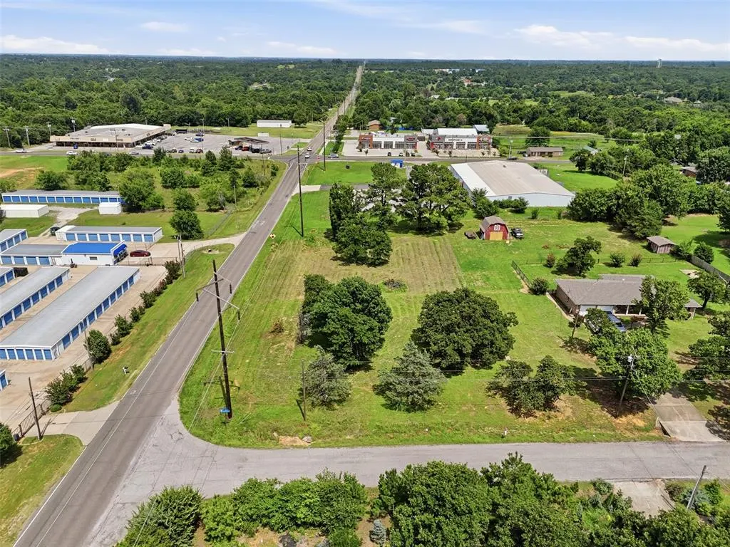 Photo 7 — E Circle Drive, Choctaw, OK 73020