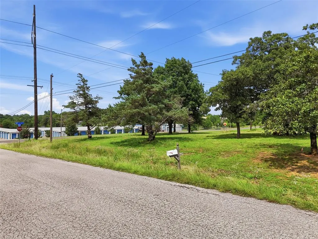 Photo 13 — E Circle Drive, Choctaw, OK 73020