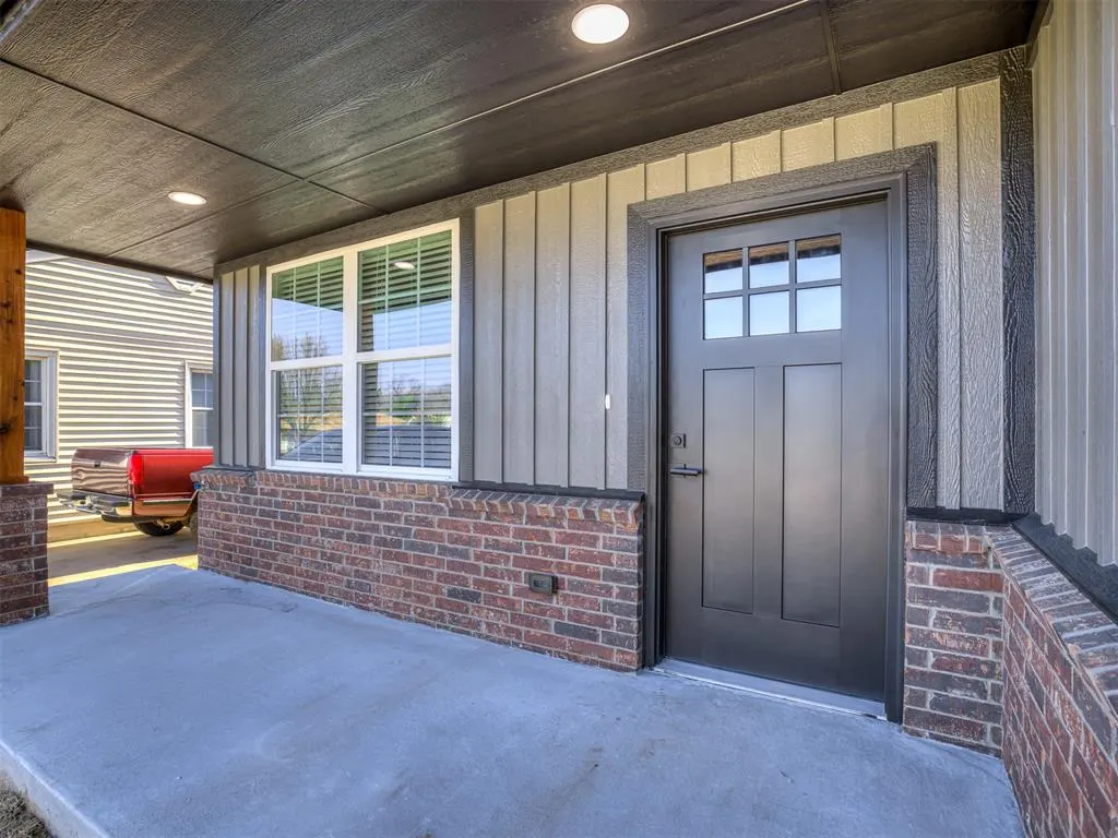 Photo 2 — 3032 NW 30th Street, Oklahoma City, OK 73112