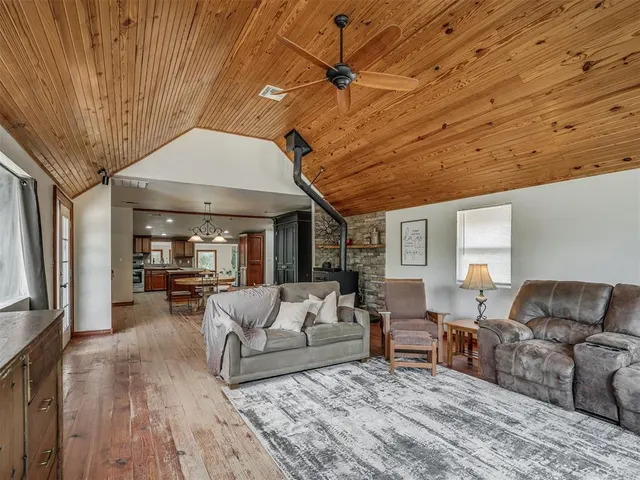 Photo 7 — 601 SE 108th Avenue, Norman, OK 73026