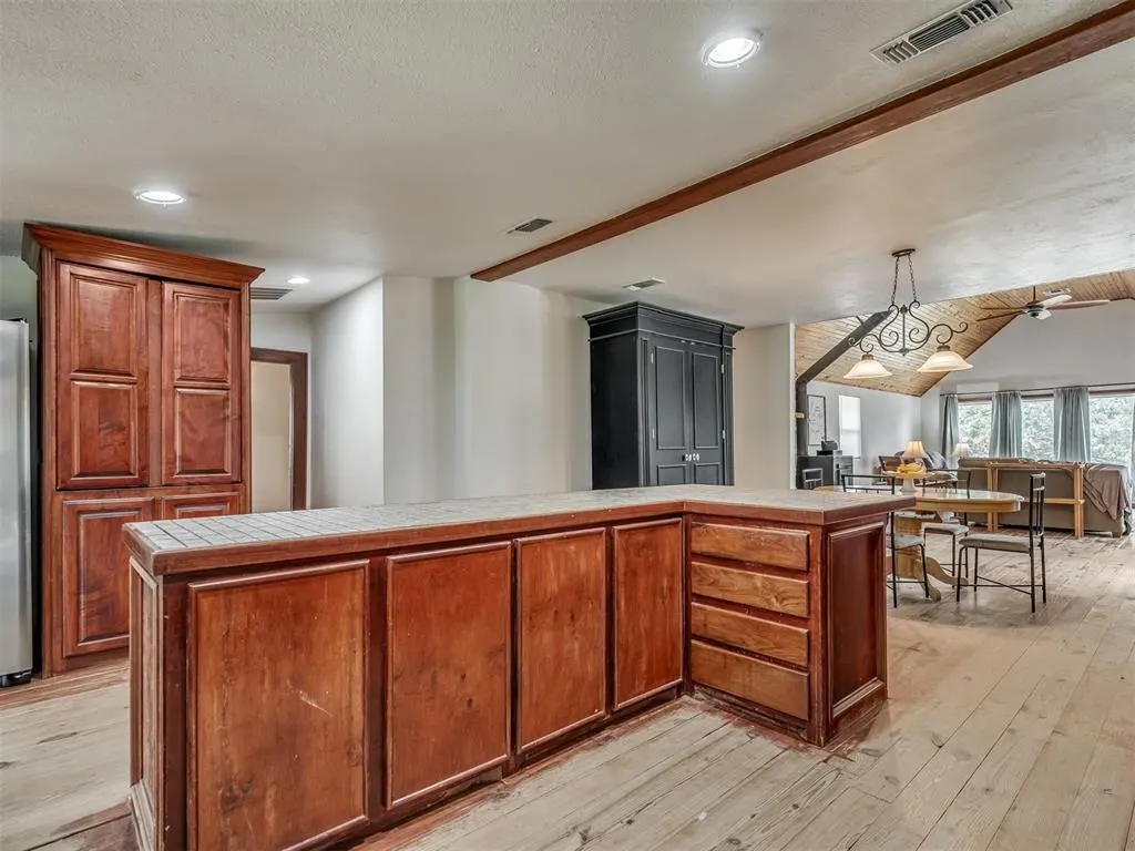 Photo 13 — 601 SE 108th Avenue, Norman, OK 73026