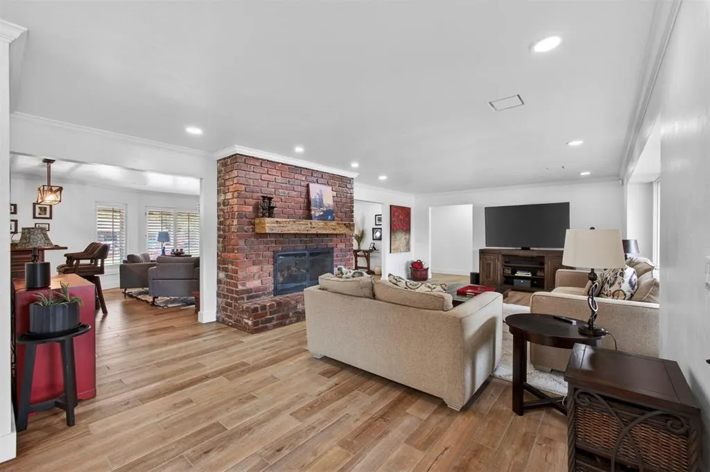 Photo 12 — 1410 Dorchester Drive, Oklahoma City, OK 73114