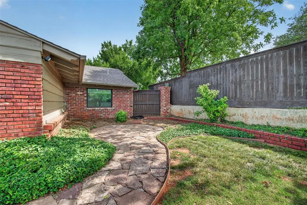 Photo 44 — 1410 Dorchester Drive, Oklahoma City, OK 73114