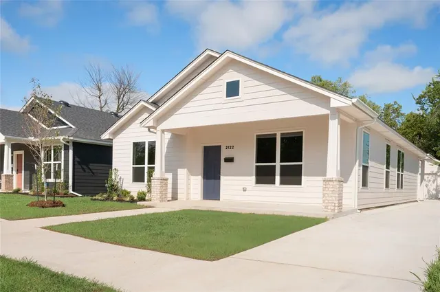 Photo 6 — 2122 Sherman Avenue, Oklahoma City, OK 73111