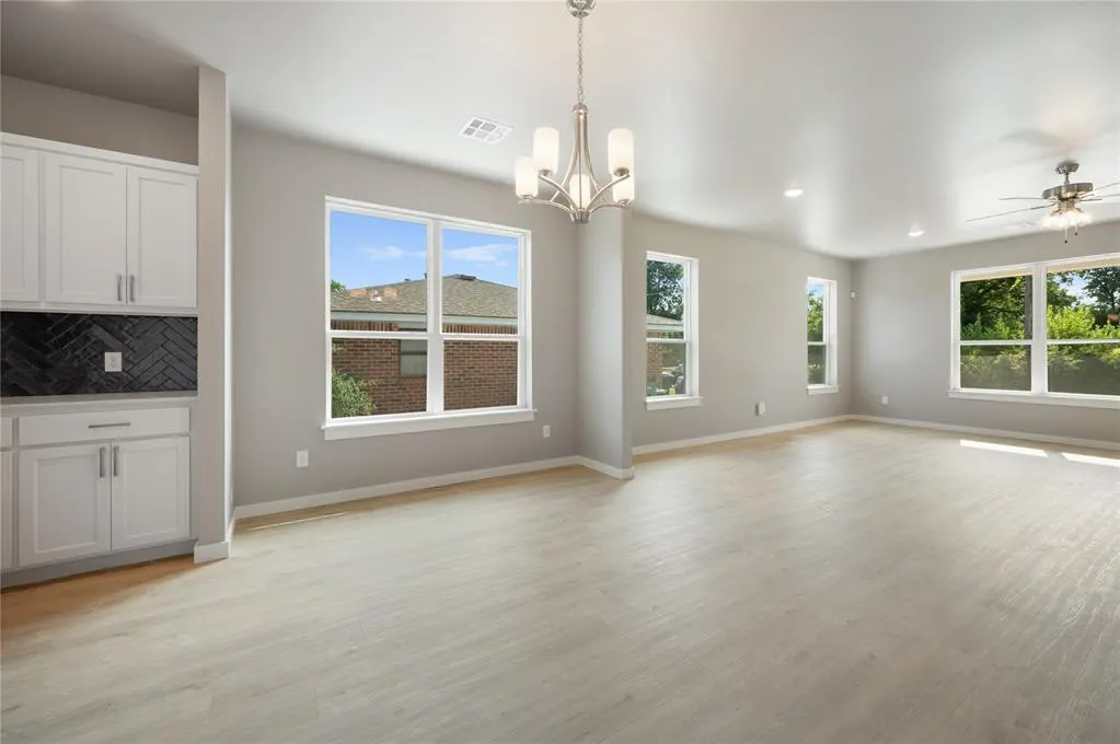 Photo 13 — 2122 Sherman Avenue, Oklahoma City, OK 73111