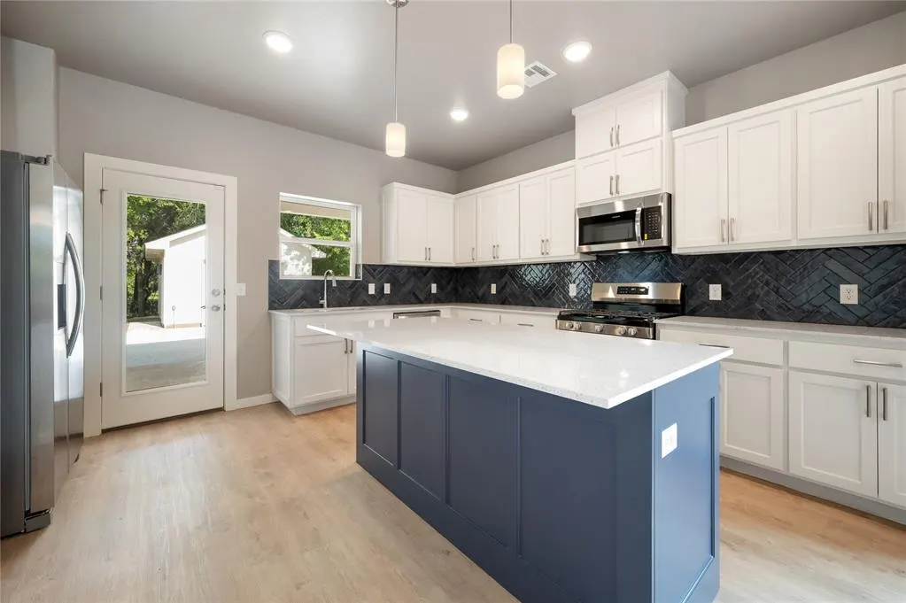Photo 15 — 2122 Sherman Avenue, Oklahoma City, OK 73111