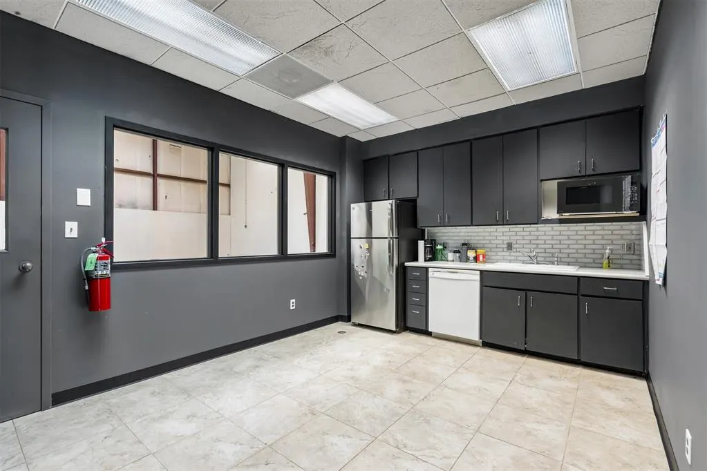 Photo 22 — 7925 N Wilshire Court, Oklahoma City, OK 73132