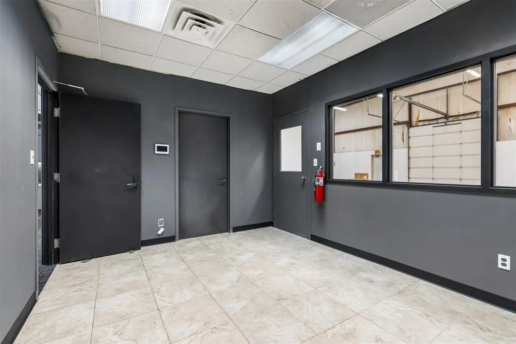 Photo 23 — 7925 N Wilshire Court, Oklahoma City, OK 73132