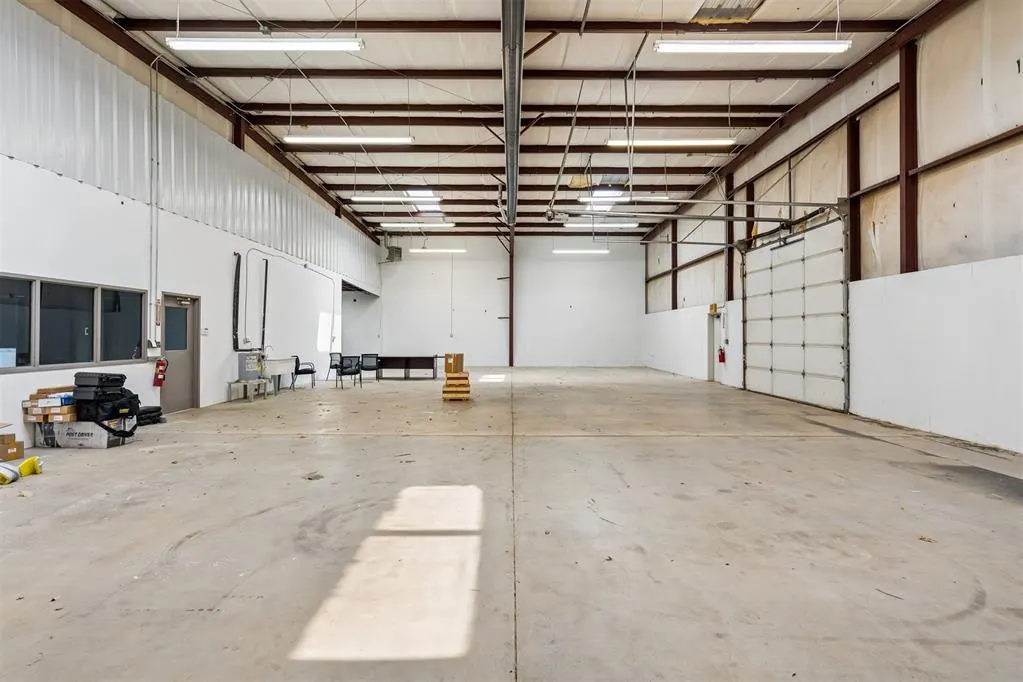 Photo 28 — 7925 N Wilshire Court, Oklahoma City, OK 73132