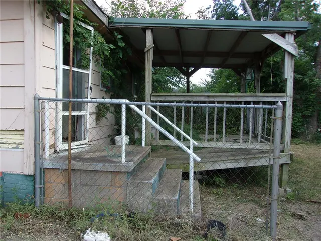 Photo 7 — 1610 N Park Avenue, Shawnee, OK 74804