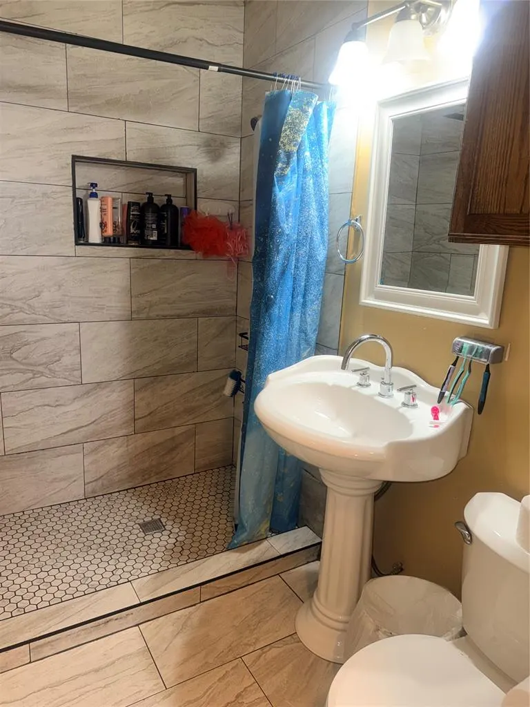Photo 14 — 1812 NW 32nd Street, Oklahoma City, OK 73118