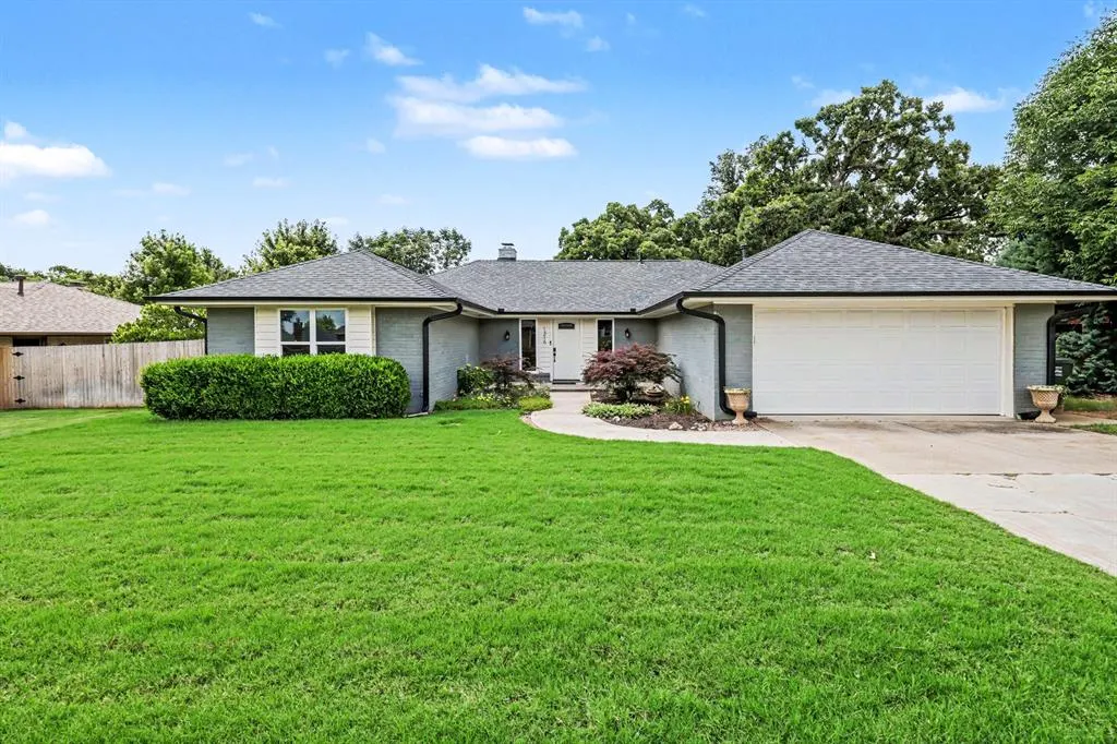 Front exterior — 1316 Mockingbird Lane, Edmond, OK 73034