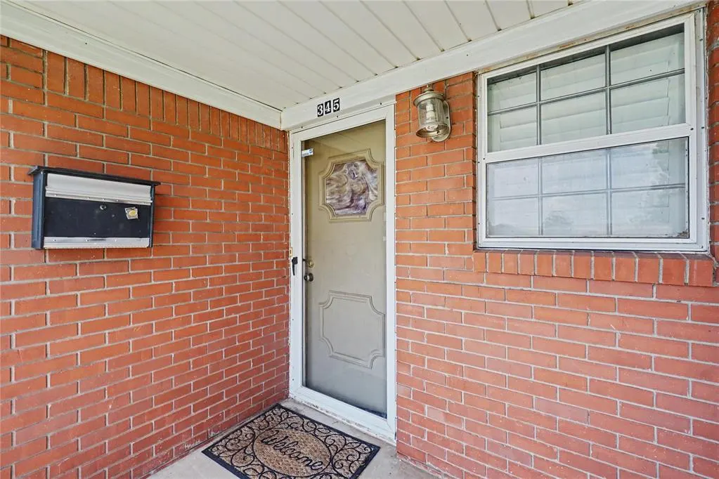 Photo 6 — 345 Lakeside Drive, Altus, OK 73521