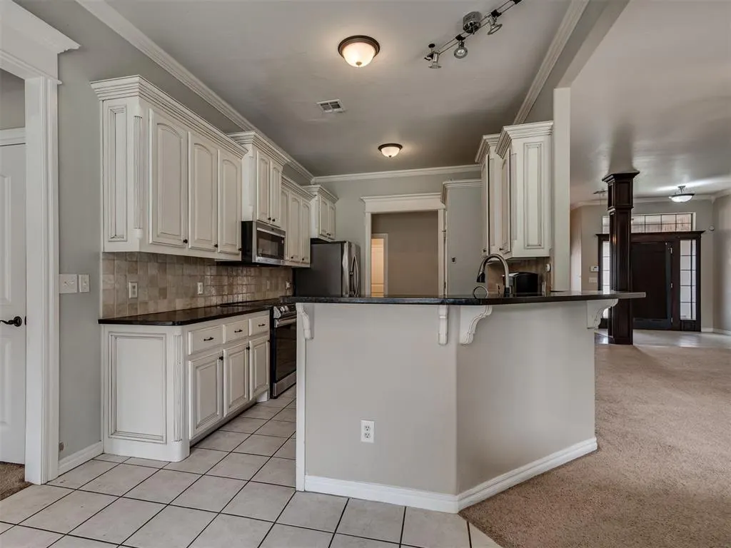 Photo 7 — 417 Summit Bend, Norman, OK 73071