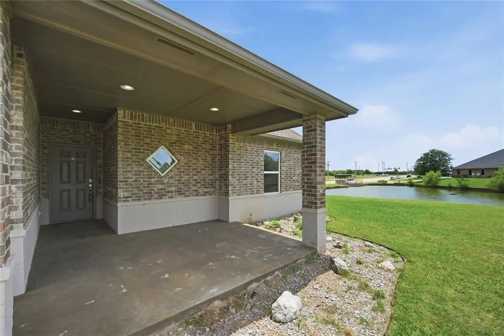 Photo 2 — 1405 Katelyn Court, Yukon, OK 73099