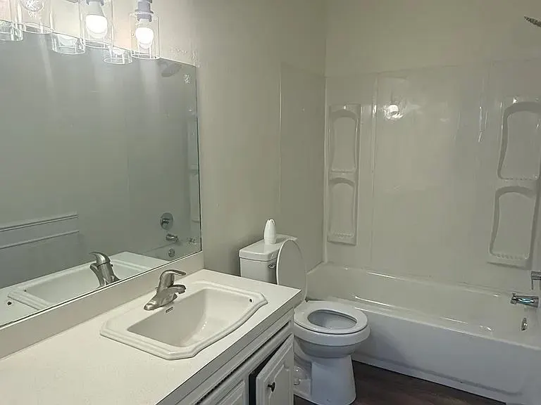 Photo 8 — 1344 SW 62nd Street, Oklahoma City, OK 73159