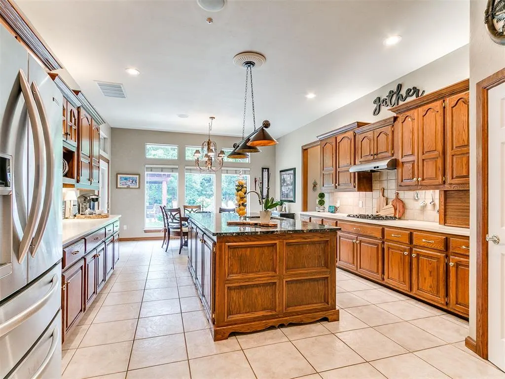 Photo 15 — 321 Hickory Forest Drive, Choctaw, OK 73020