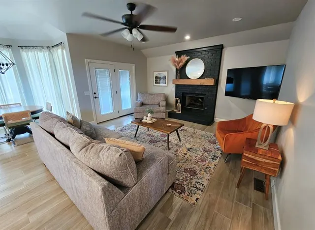 Photo 7 — 1520 W Agate Way, Mustang, OK 73064