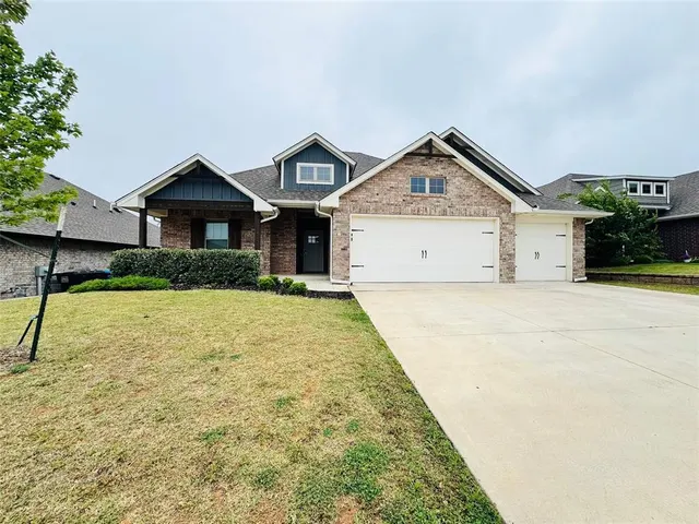 Photo 3 — 8332 Rainier Street, Edmond, OK 73034