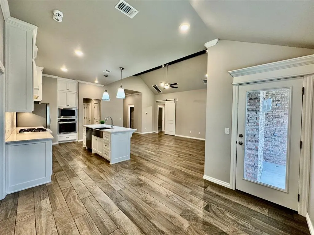 Photo 11 — 8332 Rainier Street, Edmond, OK 73034