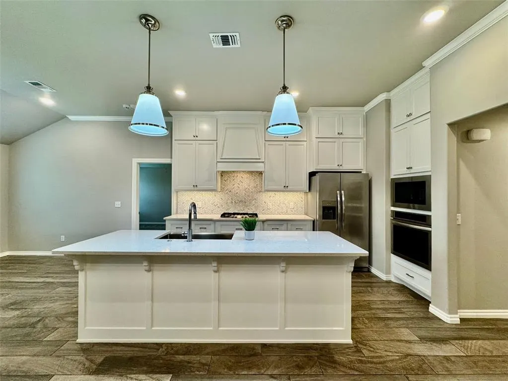 Photo 12 — 8332 Rainier Street, Edmond, OK 73034