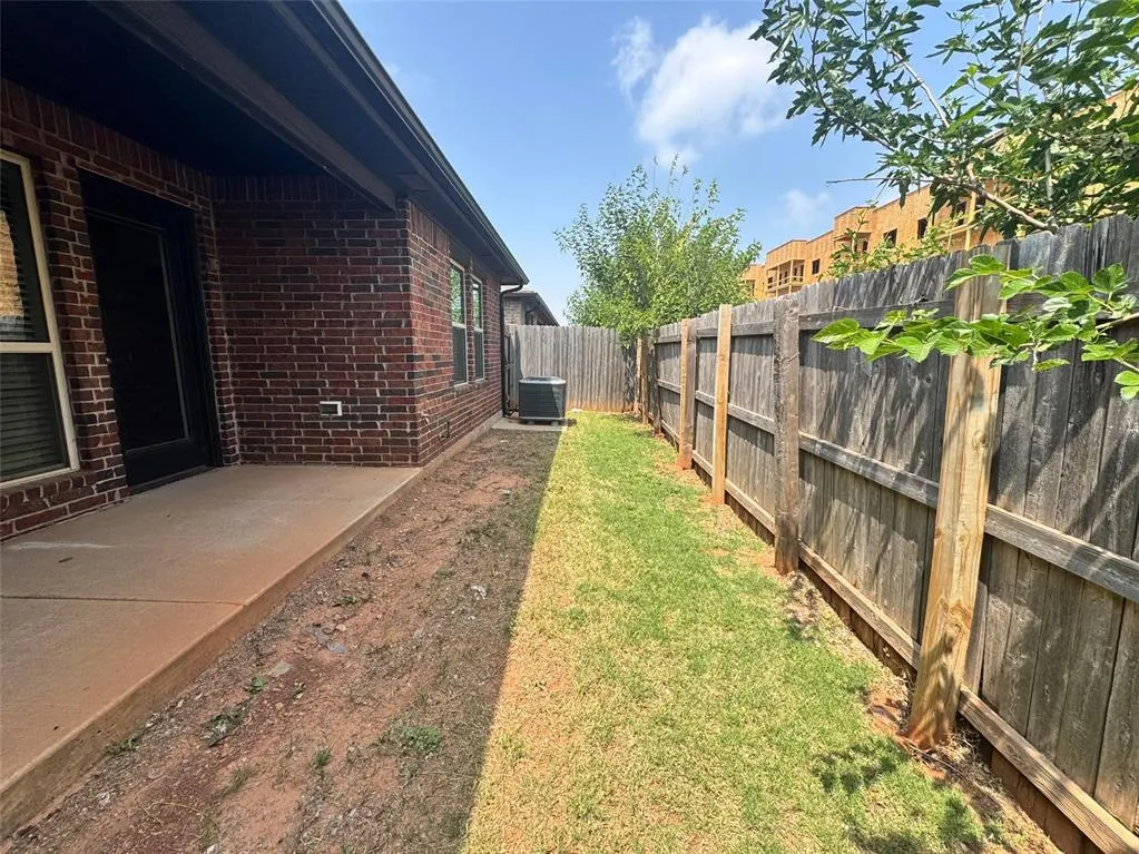 Photo 27 — 18210 Manera Way, Edmond, OK 73012