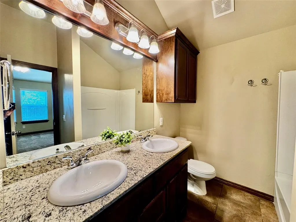 Photo 14 — 18210 Manera Way, Edmond, OK 73012